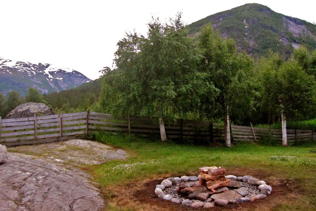 Nigardsbreen Lodge Luster ภายนอก รูปภาพ