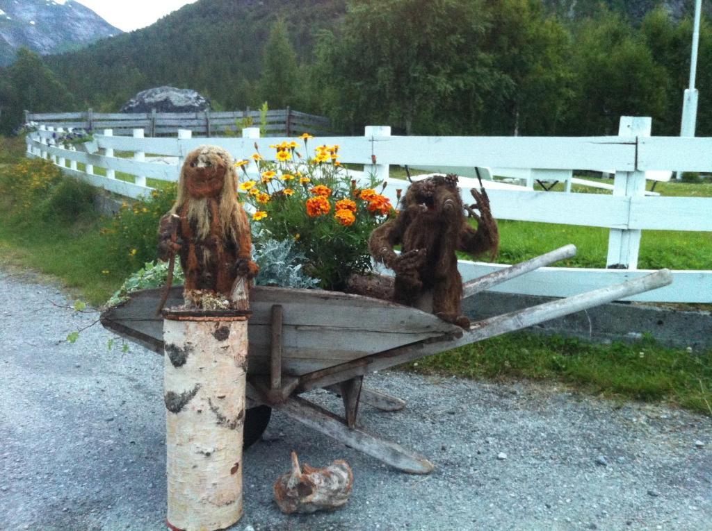 Nigardsbreen Lodge Luster ภายนอก รูปภาพ
